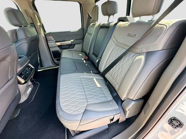 New 2026 Ford F450 Platinum image 17