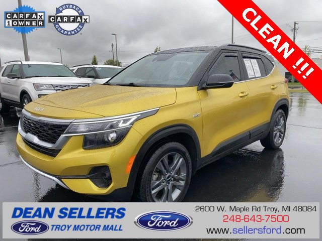 Used 2023 Kia Seltos S w/ Navigation Package