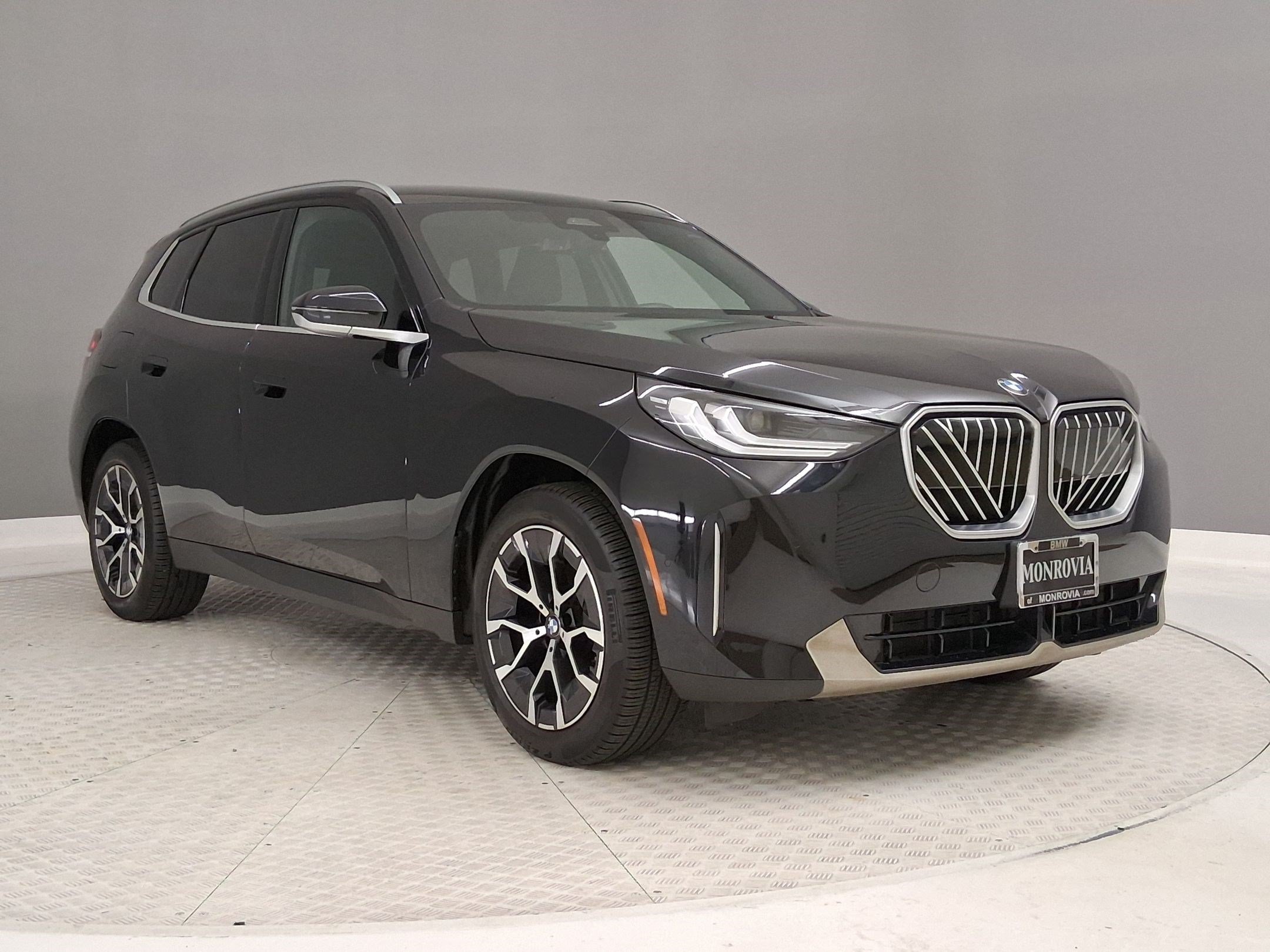 Used 2025 BMW X3 xDrive30i w/ Convenience Package AWD/4WD image 5