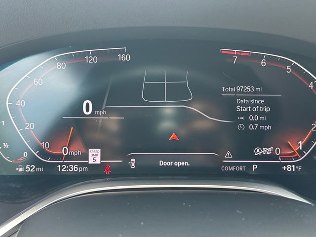 Used 2020 BMW 740i w/ Premium Package RWD image 27