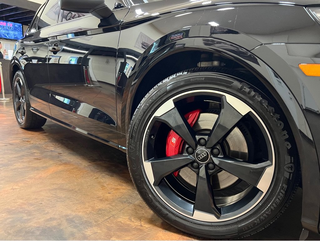 Used 2019 Audi SQ5 Premium Plus w/ Premium Plus Package AWD/4WD image 43