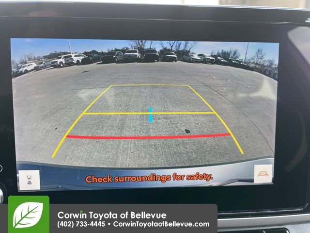 Used 2025 Toyota Camry SE image 14