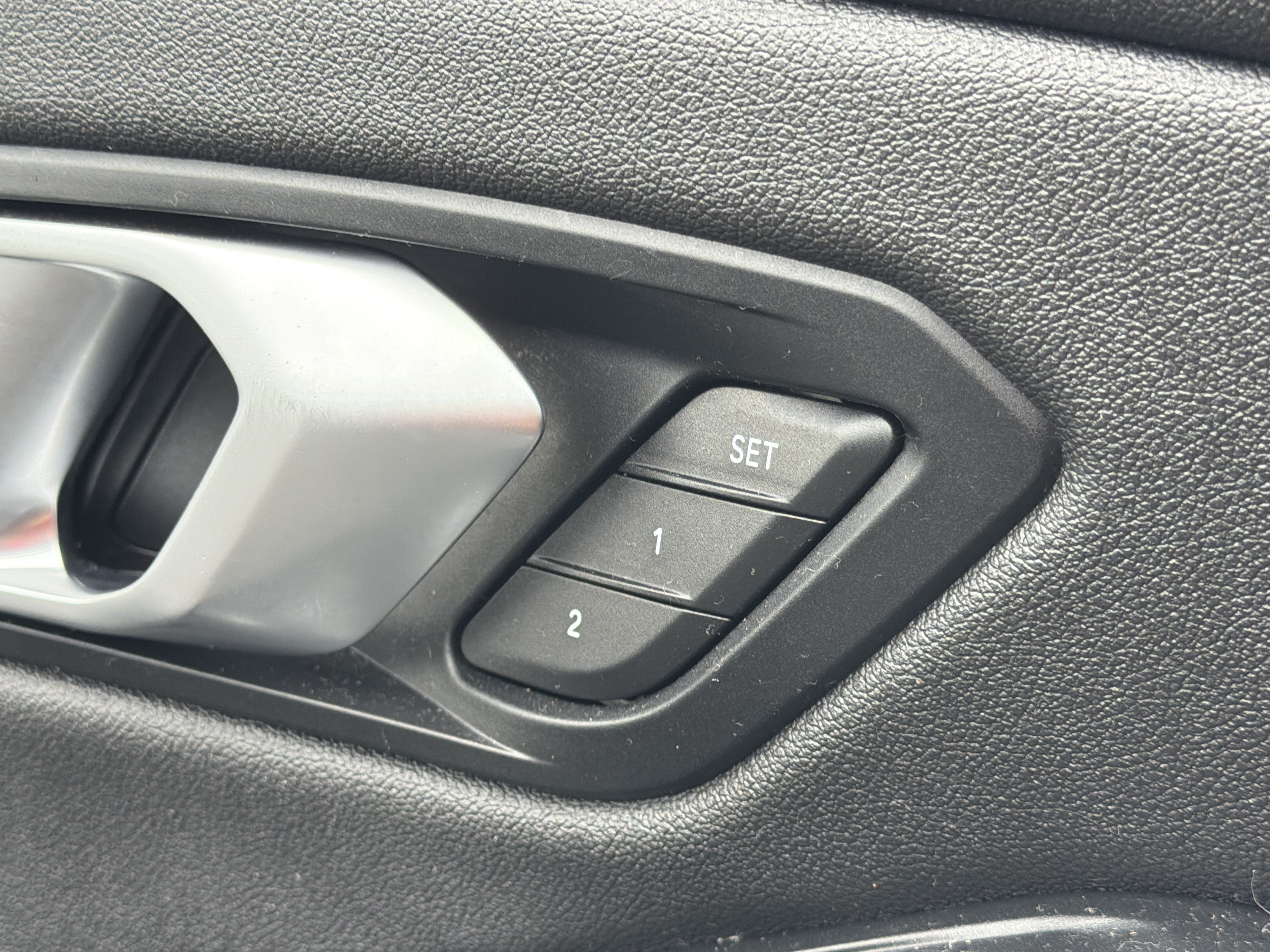 Used 2020 BMW M340i RWD image 15