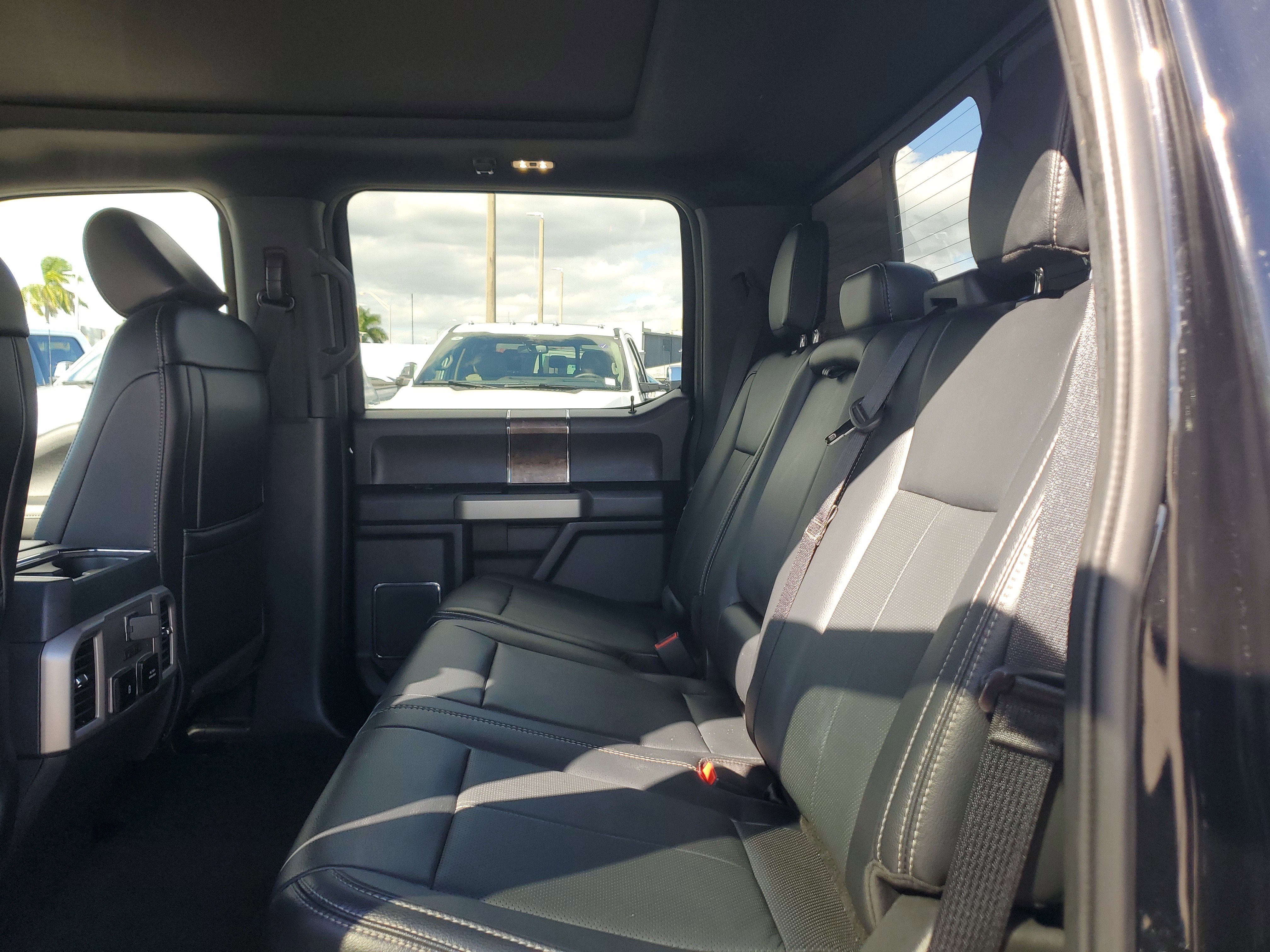 Used 2022 Ford F350 Lariat w/ Lariat Ultimate Package image 14