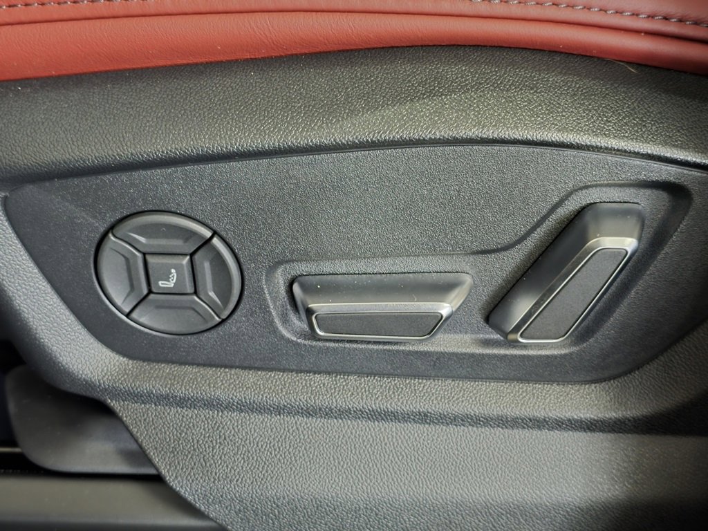 New 2026 Audi SQ8 Prestige image 20