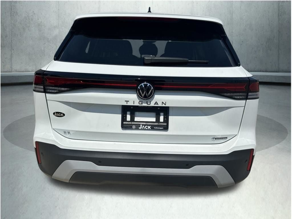 New 2026 Volkswagen Tiguan SE AWD/4WD image 4