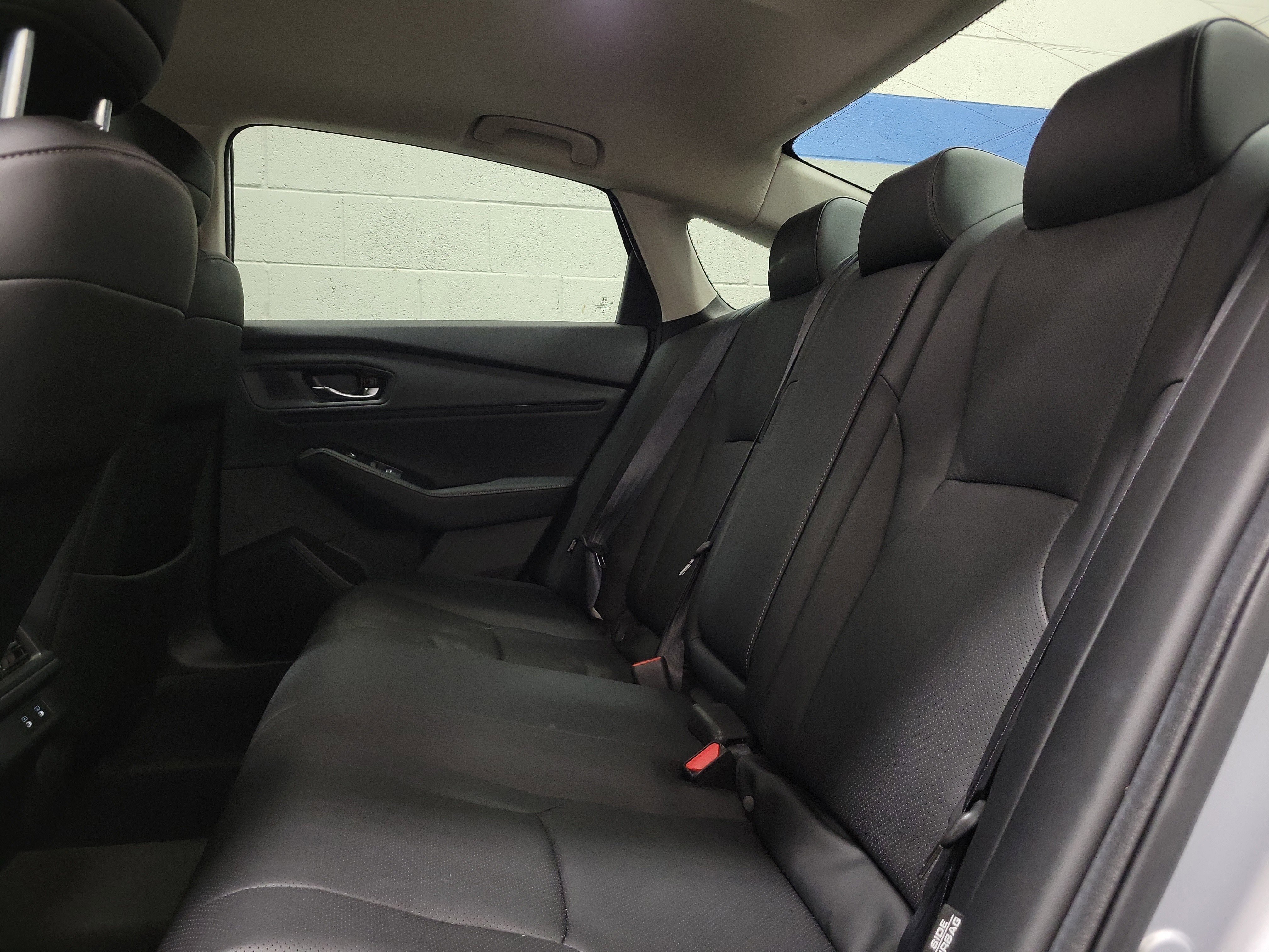 Used 2023 Honda Accord Touring image 9