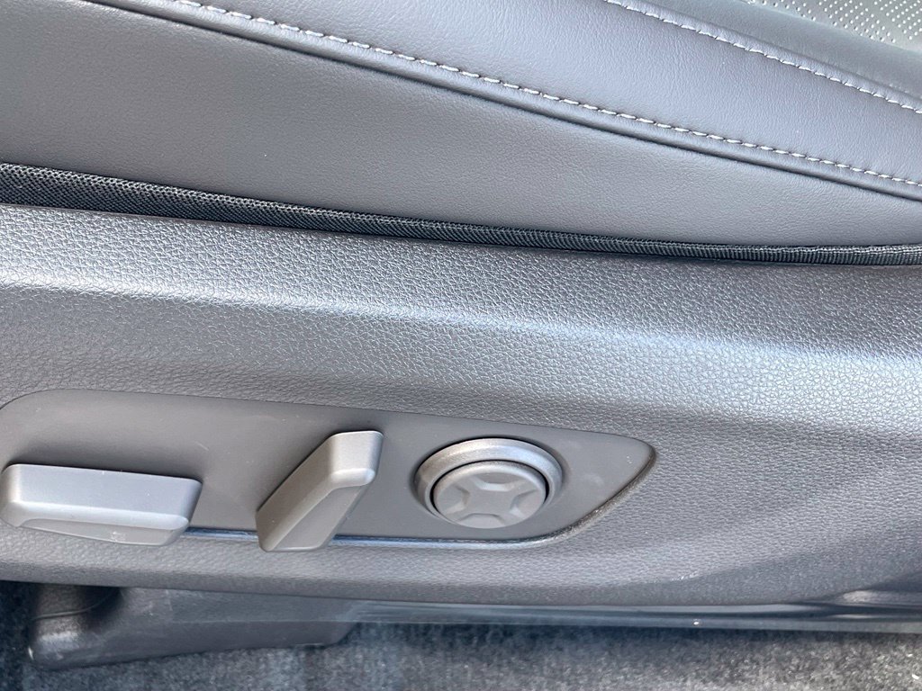 New 2027 Kia Carnival FWD image 33