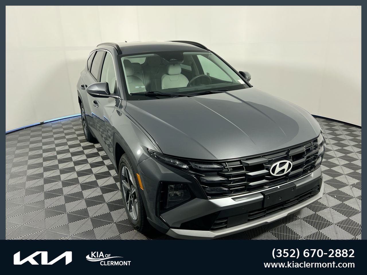 Used 2025 Hyundai Tucson SEL FWD image 1