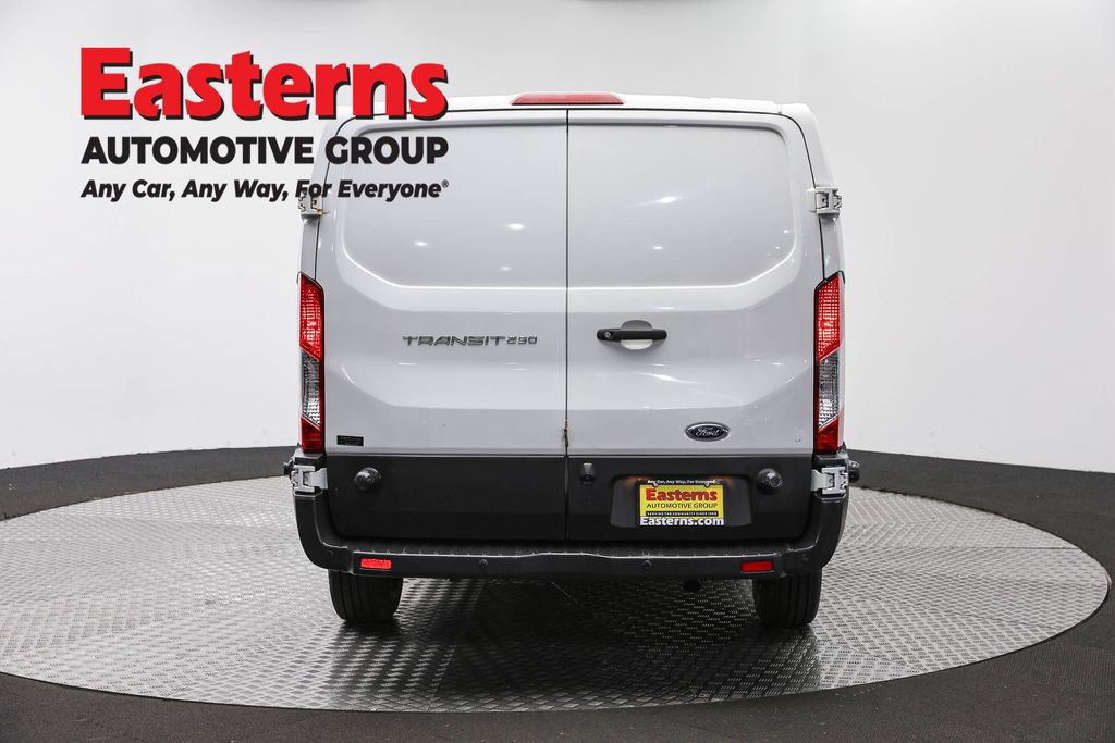 Used 2018 Ford Transit 250 148 Low Roof RWD image 6
