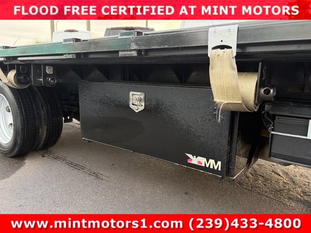 Used 2024 Isuzu NPR RWD image 12