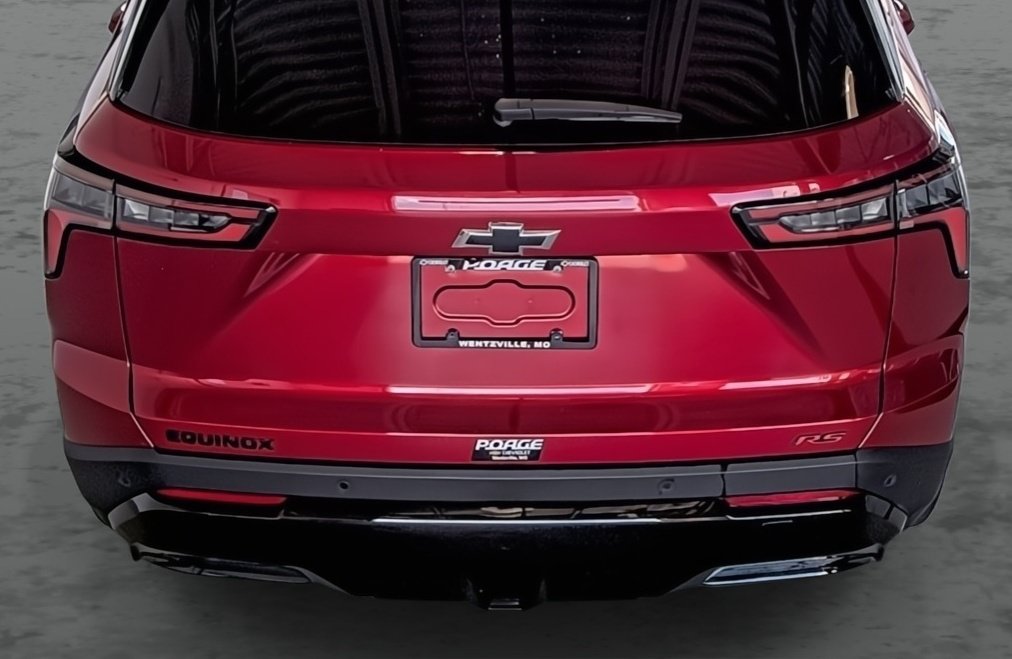 Certified 2026 Chevrolet Equinox RS w/ Safety and Technology Package FWD image 12