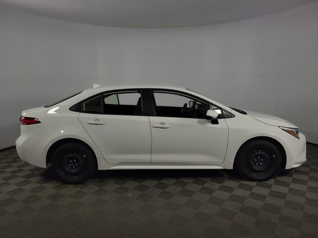 Used 2024 Toyota Corolla LE image 10