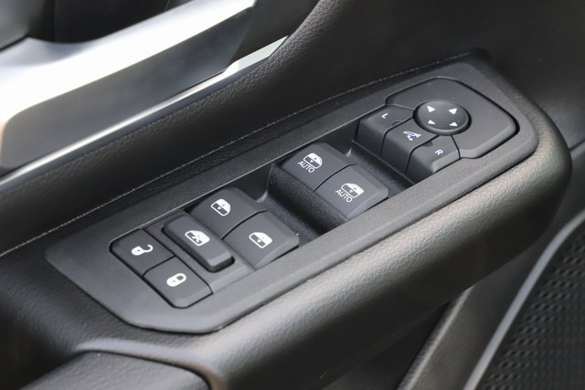 New 2026 RAM 1500 4x4 Crew Cab image 18