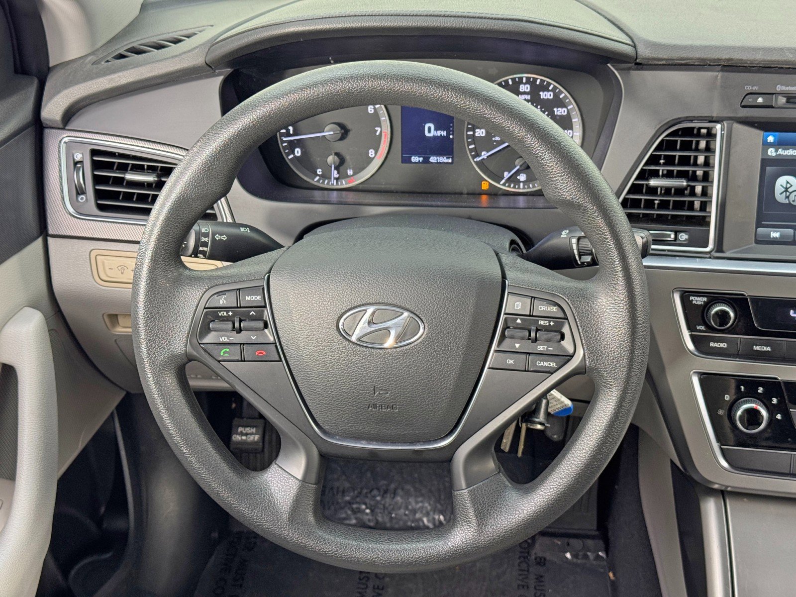 Used 2017 Hyundai Sonata Sport w/ Cargo Package image 18