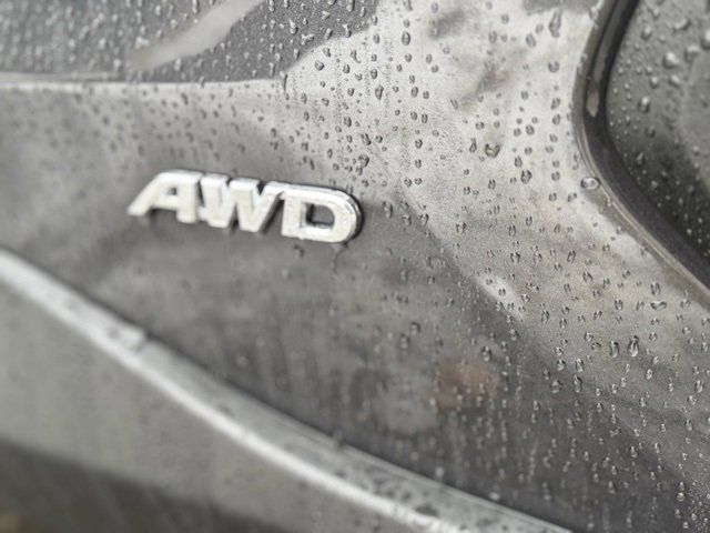 Used 2025 Toyota RAV4 XLE image 38