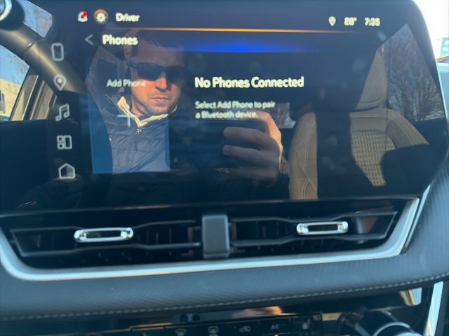 Used 2025 Chevrolet Equinox LT image 13