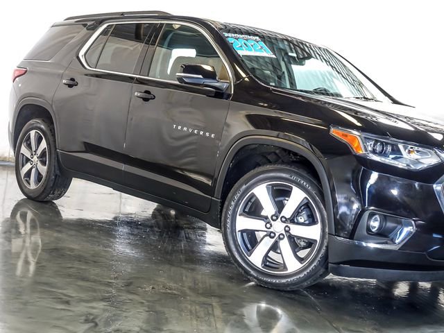Certified 2021 Chevrolet Traverse LT w/ LT Premium Package image 5