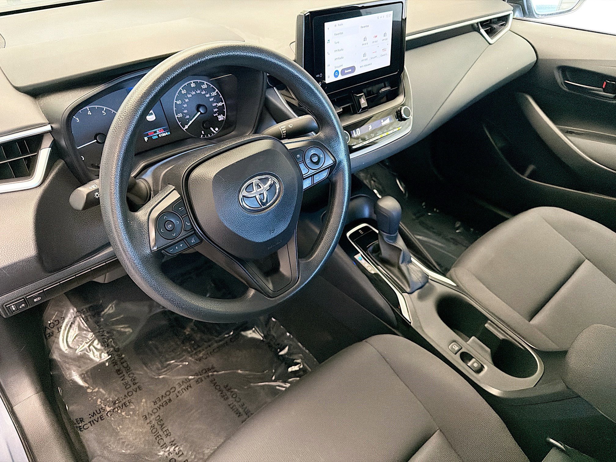 Used 2024 Toyota Corolla LE image 7