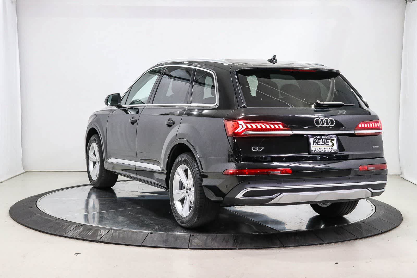 Used 2024 Audi Q7 2.0T Premium w/ Convenience Package AWD/4WD image 2