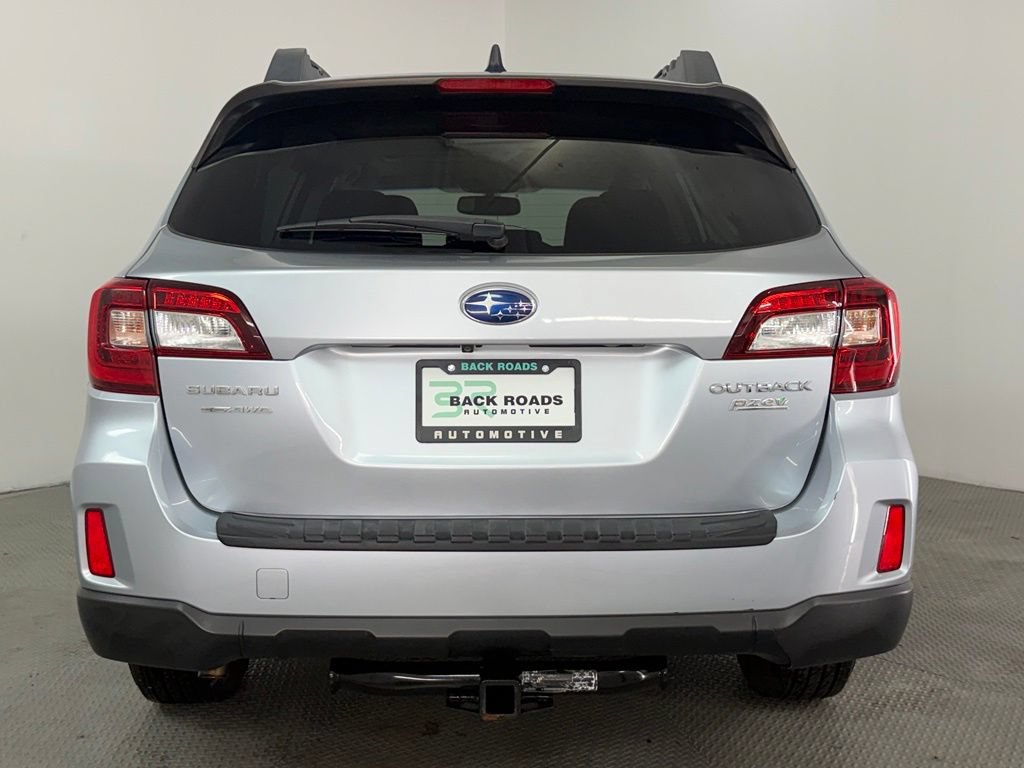 Used 2016 Subaru Outback 2.5i Premium AWD/4WD image 8