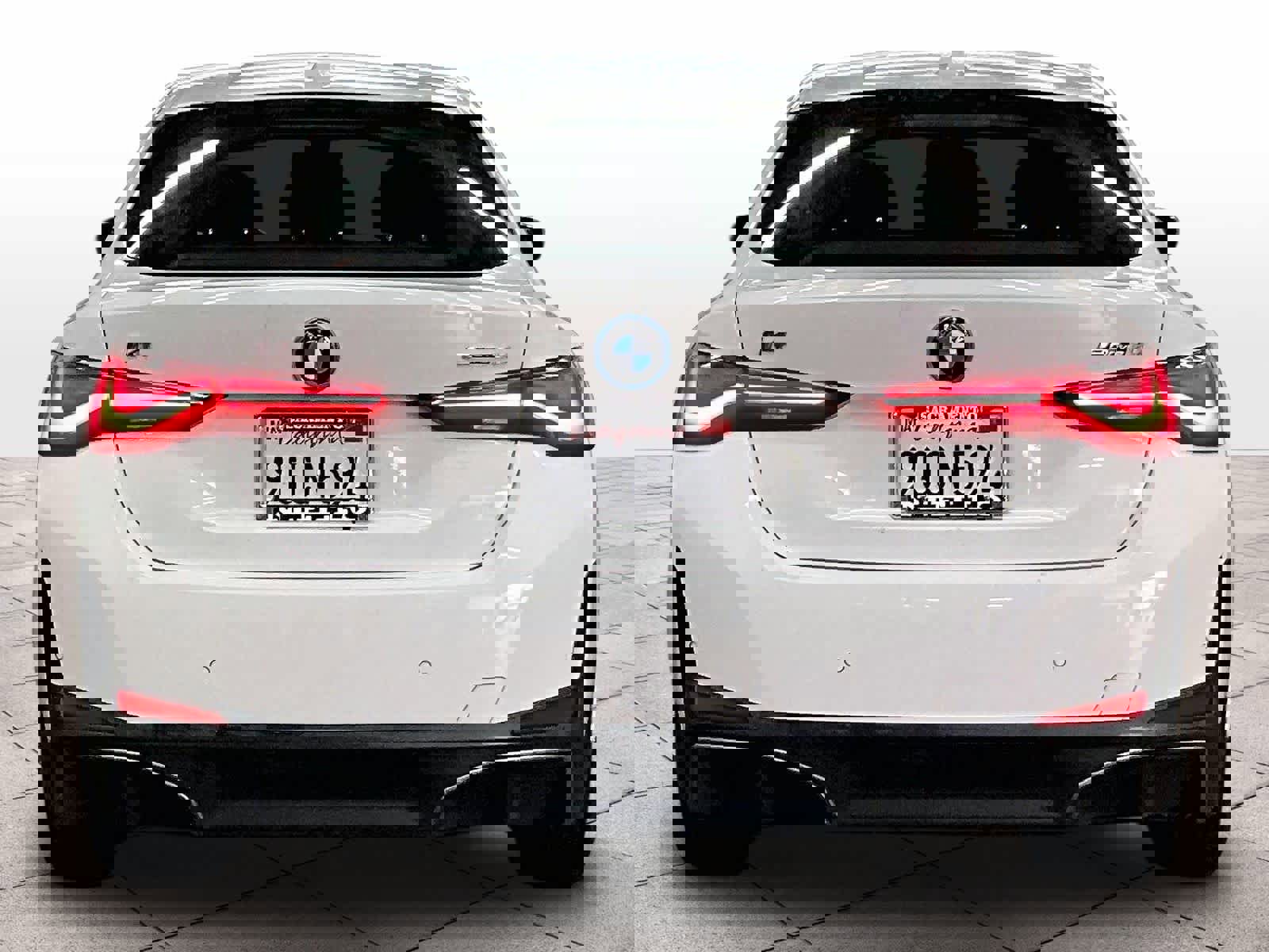 Certified 2023 BMW i4 eDrive35 w/ Premium Package image 6