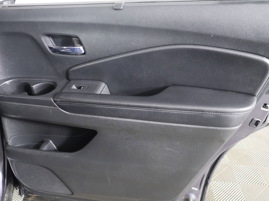 Used 2021 Honda Pilot Special Edition image 29