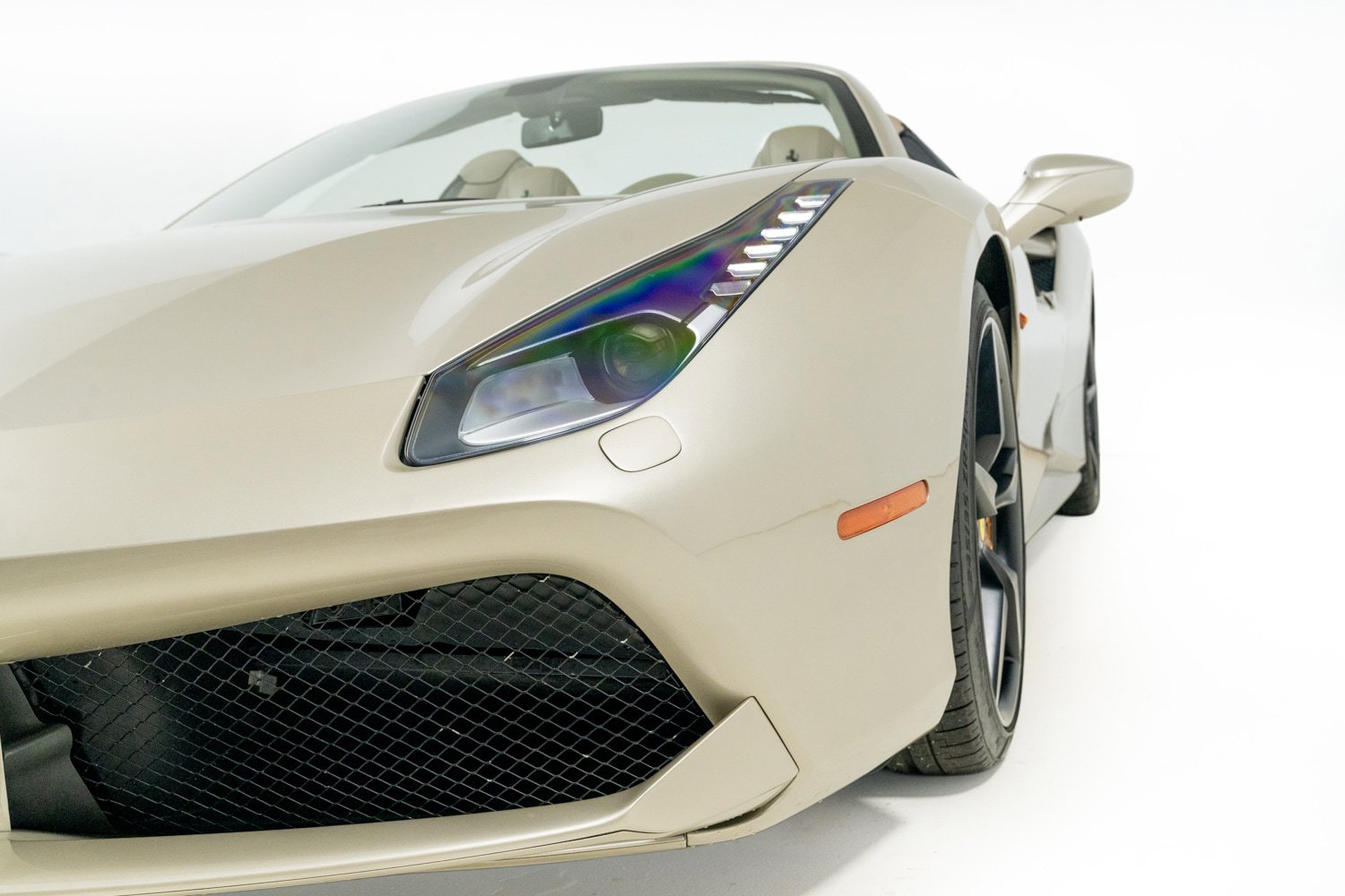 Used 2018 Ferrari 488 Spider RWD image 47