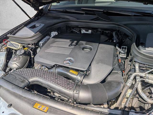 Used 2022 Mercedes-Benz GLC 300 4MATIC image 23