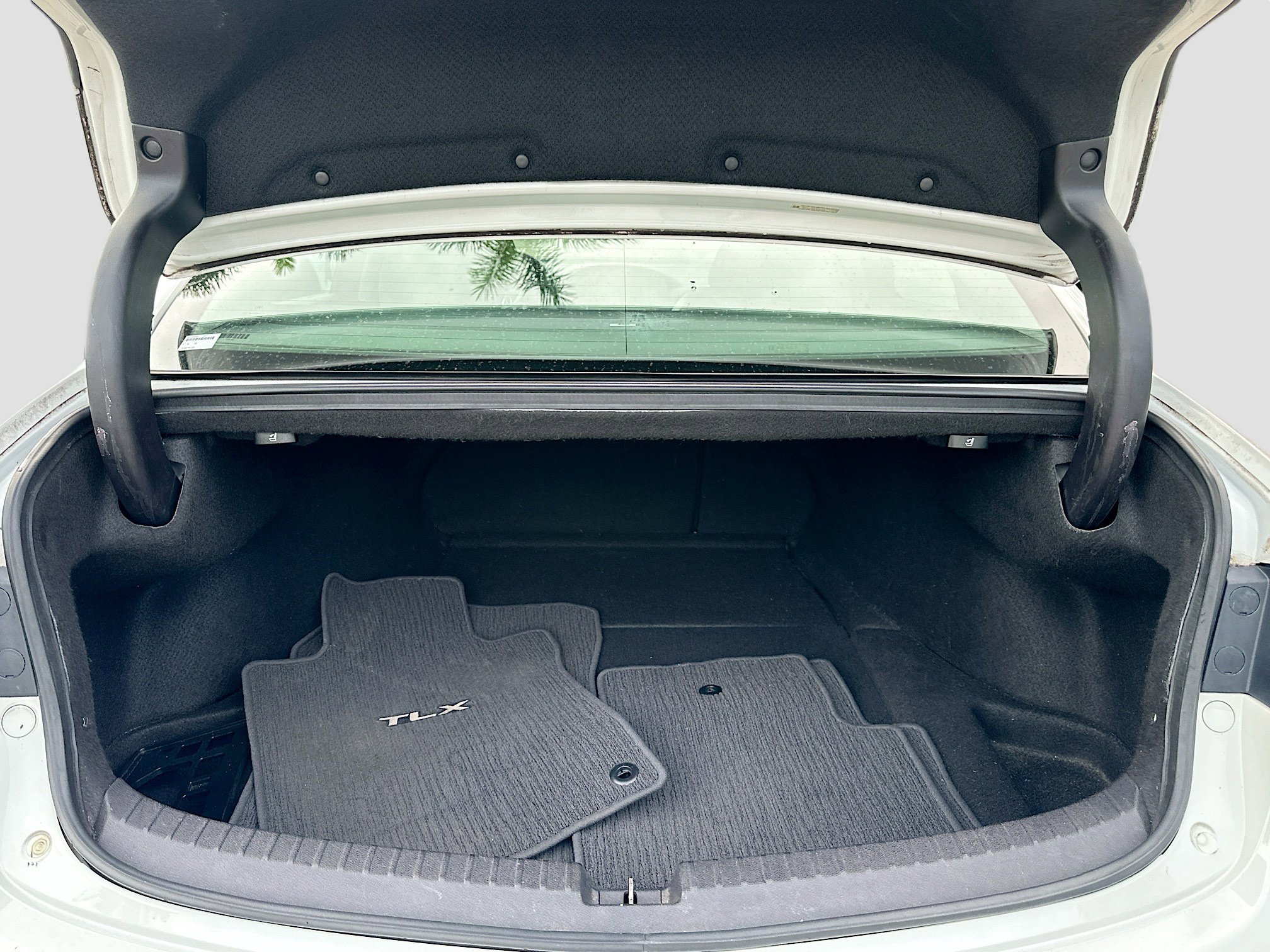 Used 2015 Acura TLX w/ Technology Package image 28