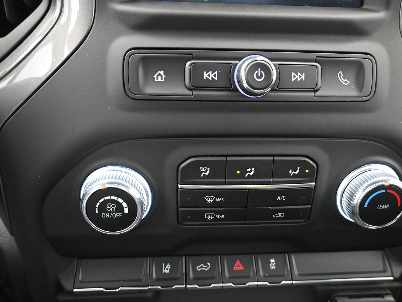 Used 2025 GMC Sierra 2500 Pro w/ Convenience Package image 22