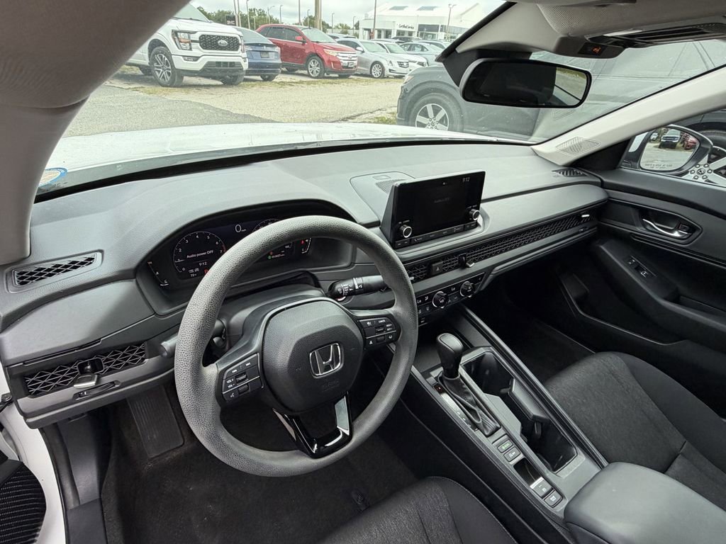 Used 2023 Honda Accord EX image 18