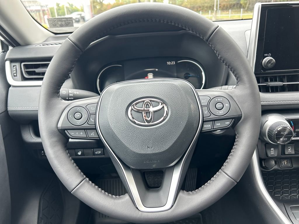 New 2025 Toyota RAV4 XLE image 22