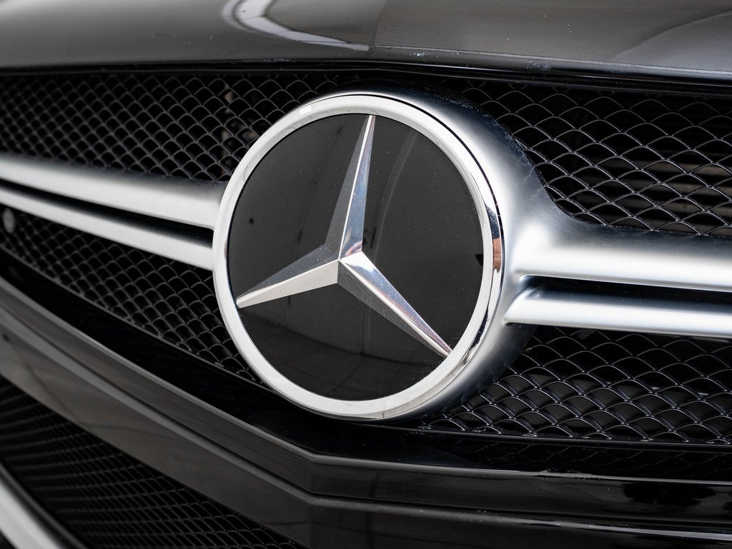 Used 2013 Mercedes-Benz SL 63 AMG image 3