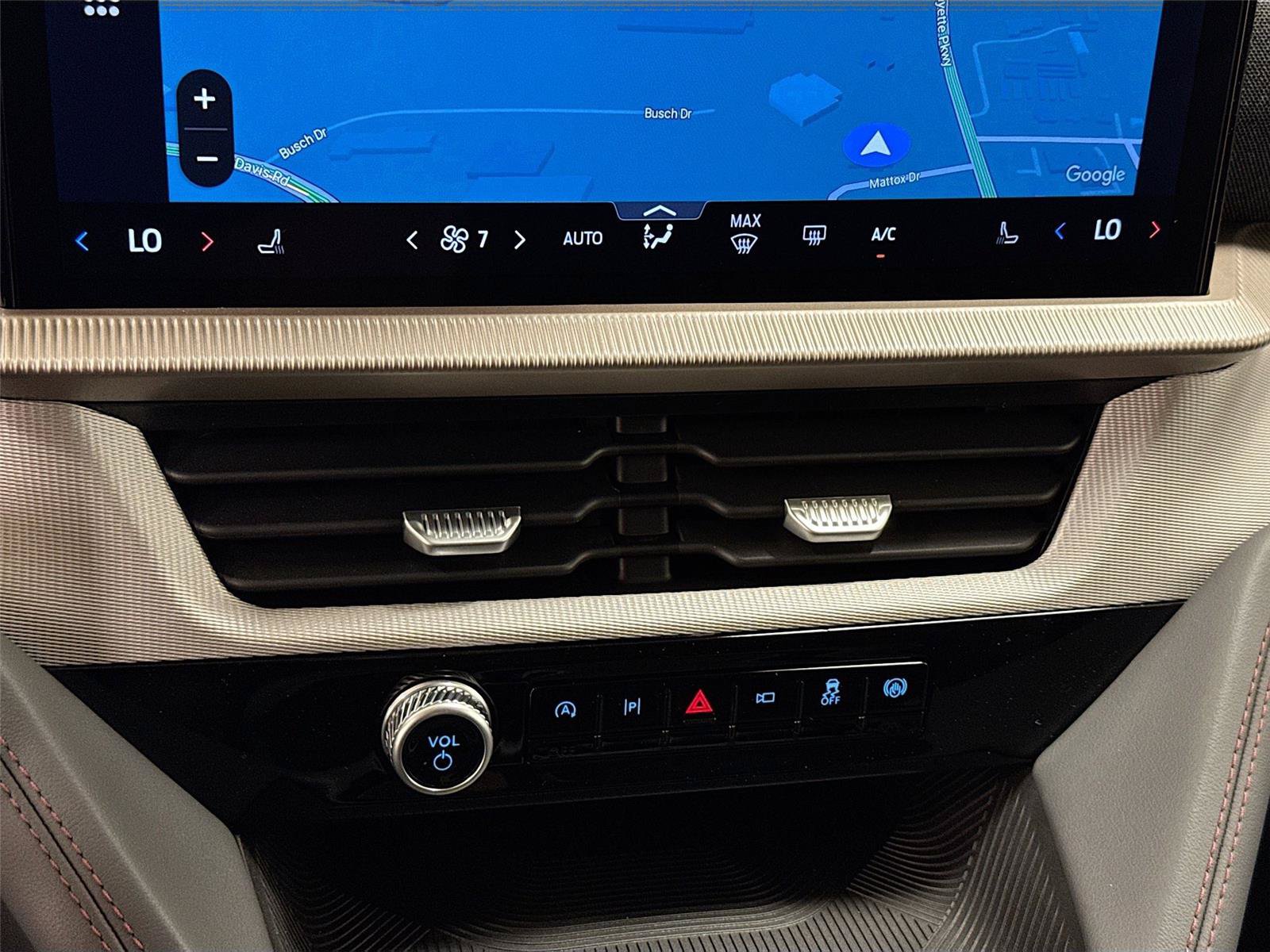 New 2026 Ford Explorer Active AWD/4WD image 15