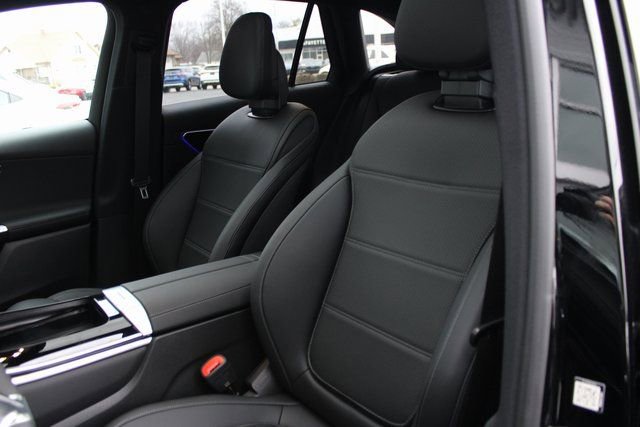 New 2026 Mercedes-Benz GLC 300 4MATIC image 29