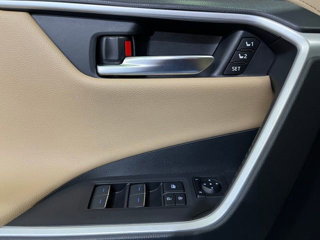 Certified 2022 Toyota RAV4 Limited image 13