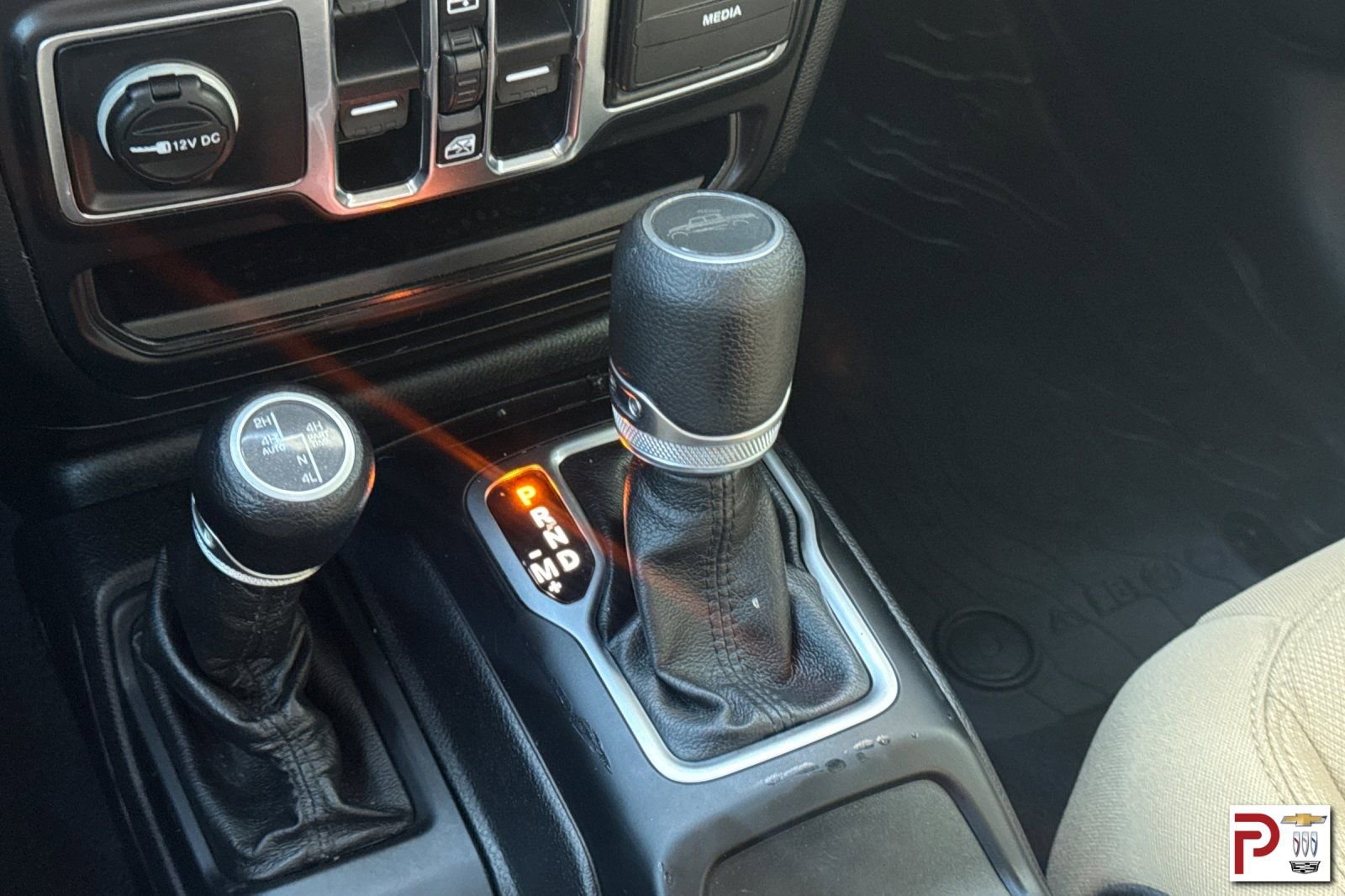Used 2021 Jeep Gladiator Sport AWD/4WD image 26
