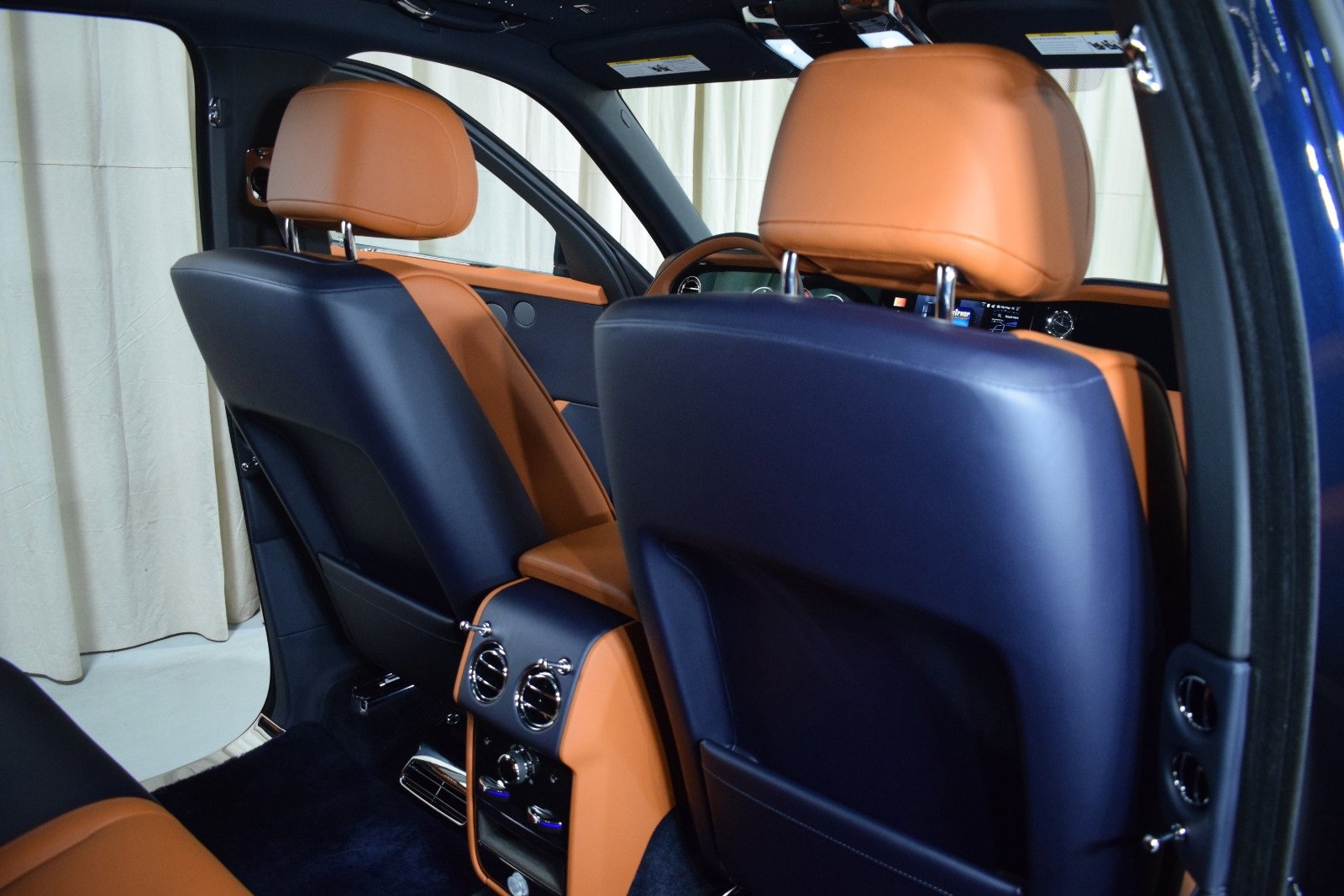 New 2026 Rolls-Royce Cullinan image 18