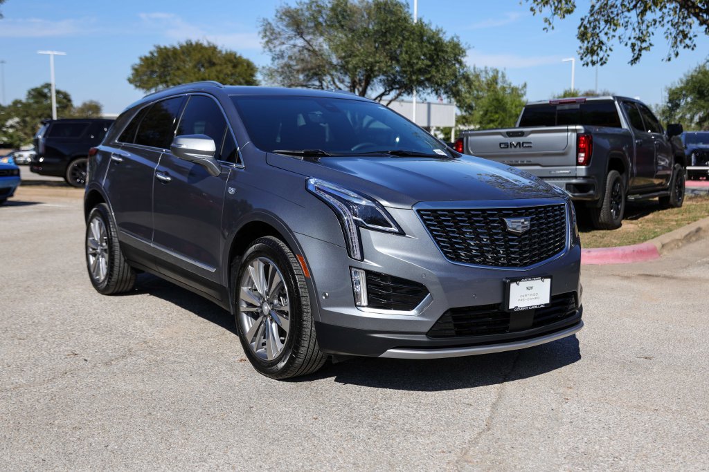 Used 2022 Cadillac XT5 Premium Luxury w/ Technology Package AWD/4WD image 6