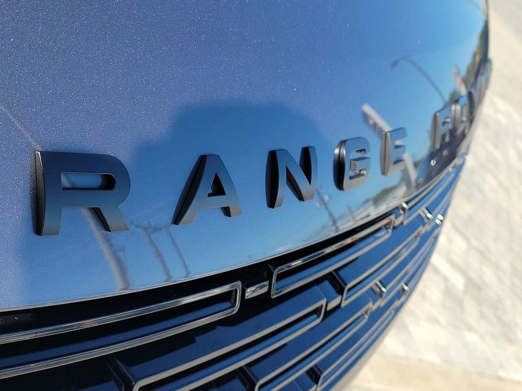 Certified 2025 Land Rover Range Rover Sport Dynamic SE AWD/4WD image 9