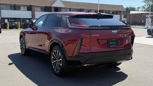 Certified 2024 Cadillac Lyriq Sport w/ LPO, Floor Liner Package AWD/4WD image 8