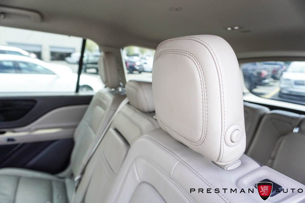 Used 2020 Lincoln Aviator Reserve w/ Elements Package Plus image 42