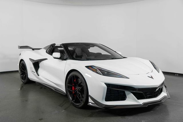 Used 2025 Chevrolet Corvette Z06 w/ Z07 Performance Package