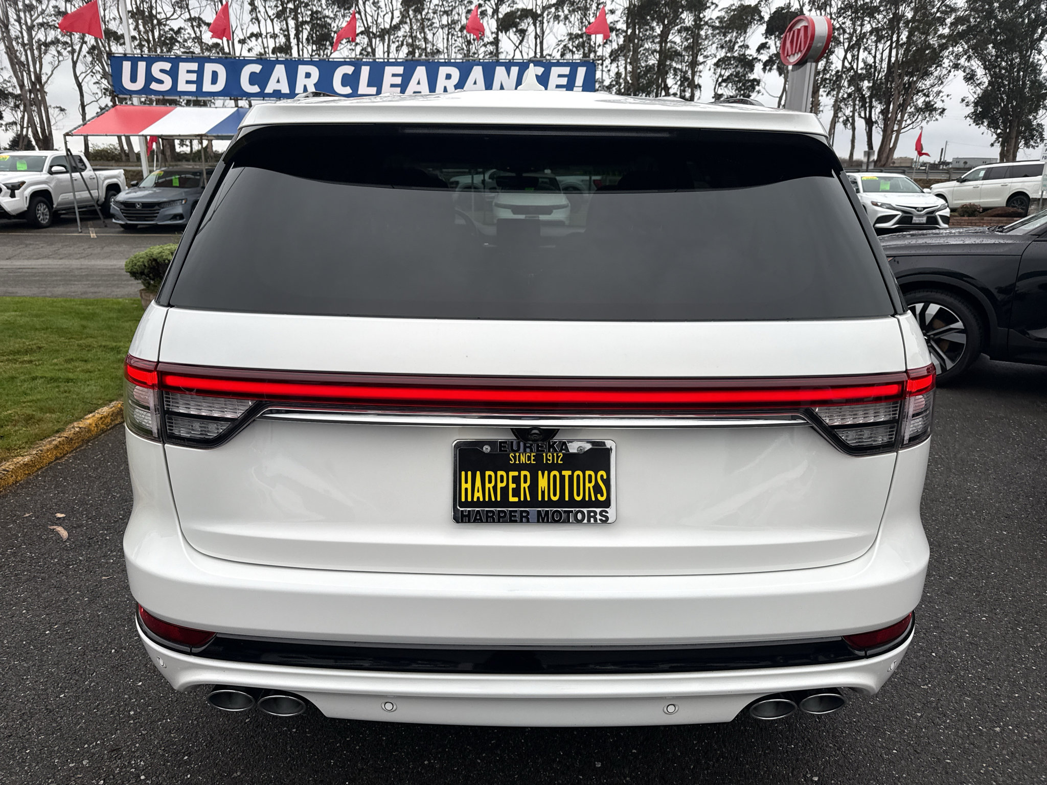 Used 2022 Lincoln Aviator Reserve w/ Equipment Group 201A AWD/4WD image 4