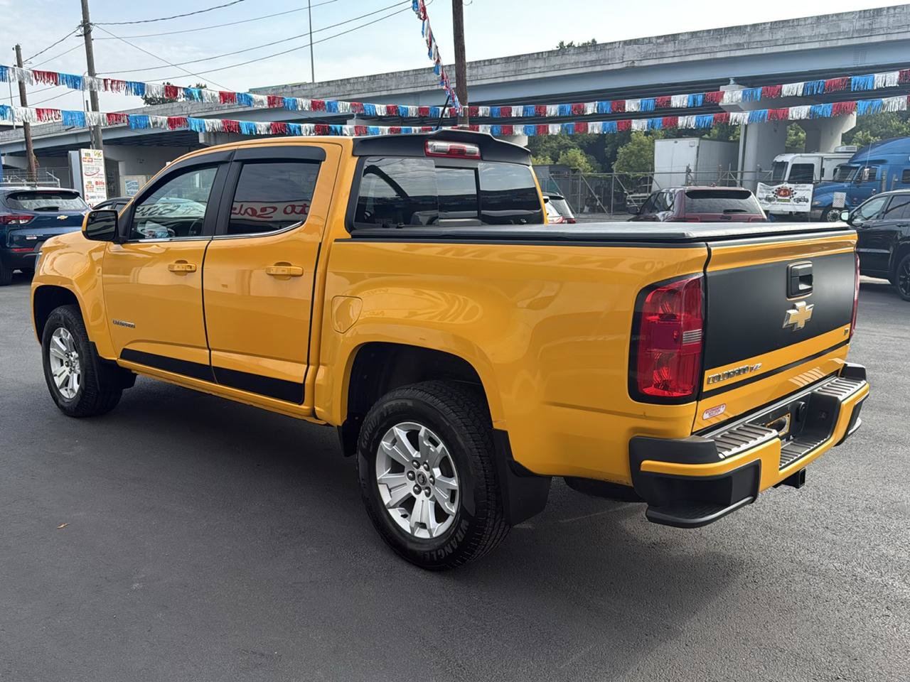 Used 2018 Chevrolet Colorado LT w/ LT Convenience Package AWD/4WD image 6