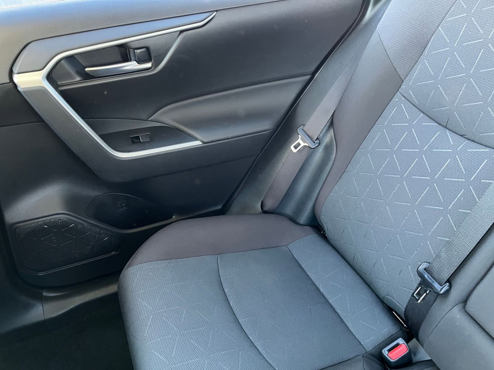 Used 2025 Toyota RAV4 XLE w/ Convenience Package image 42