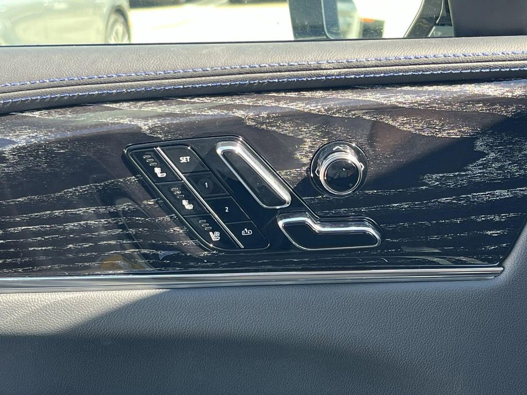 New 2026 Cadillac Escalade IQ Luxury 1 image 21