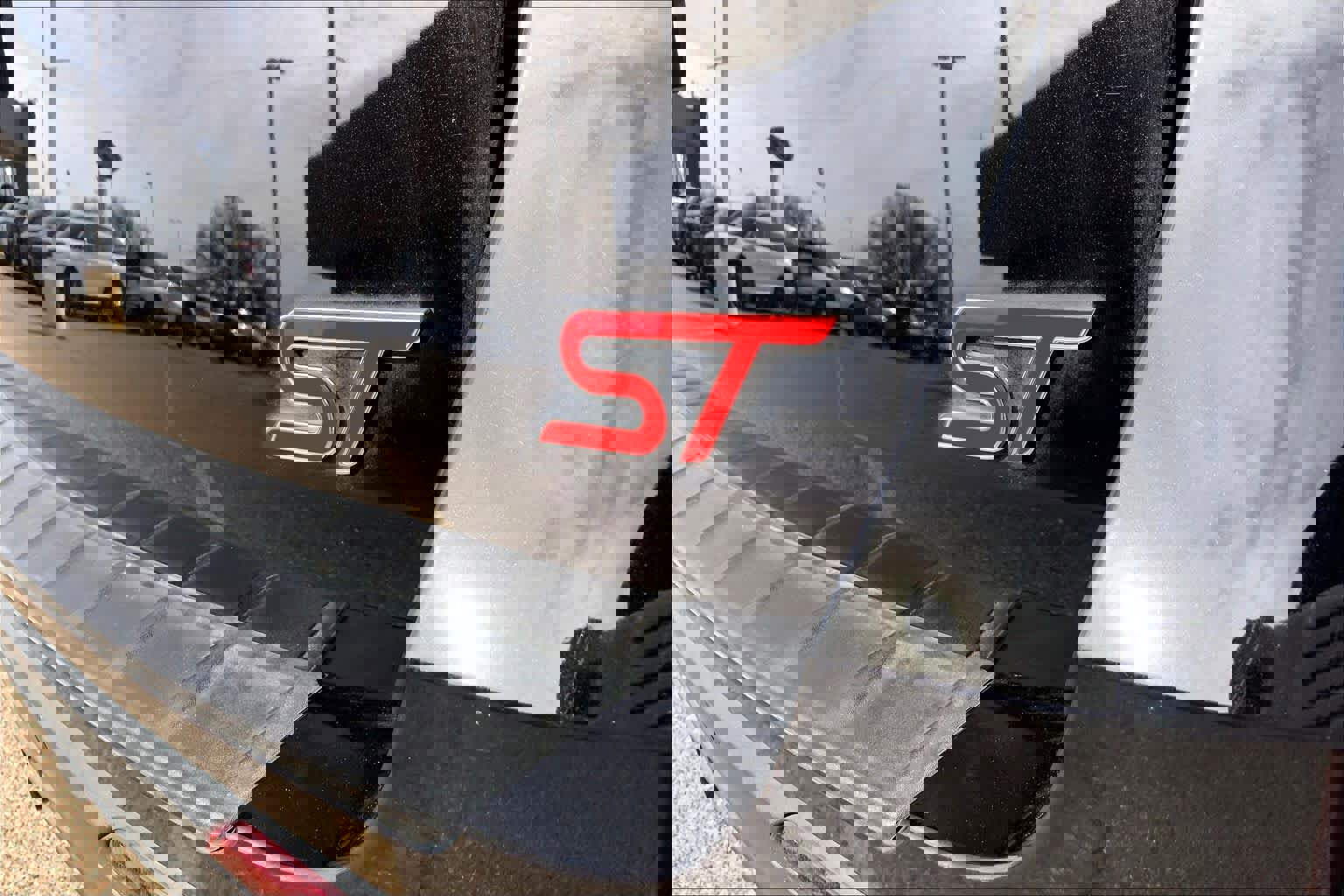 Certified 2020 Ford Explorer ST w/ Premium Technology Package image 30