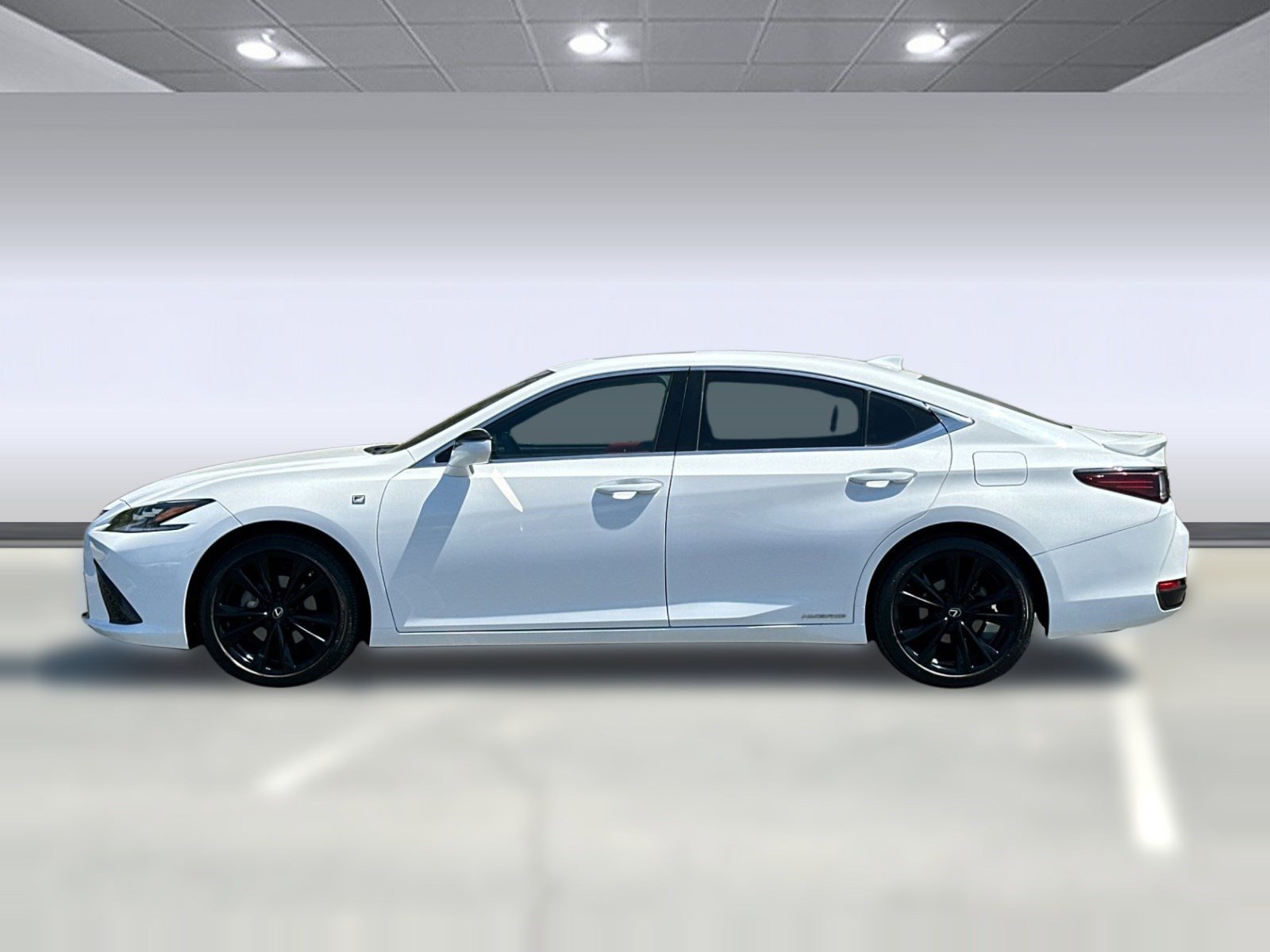 Certified 2022 Lexus ES 300h F Sport FWD image 2